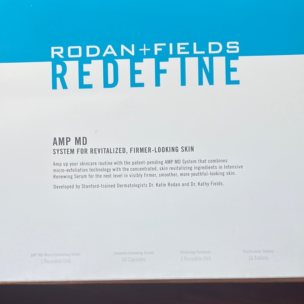 Rodan + Fields Blue and White Skincare Tools